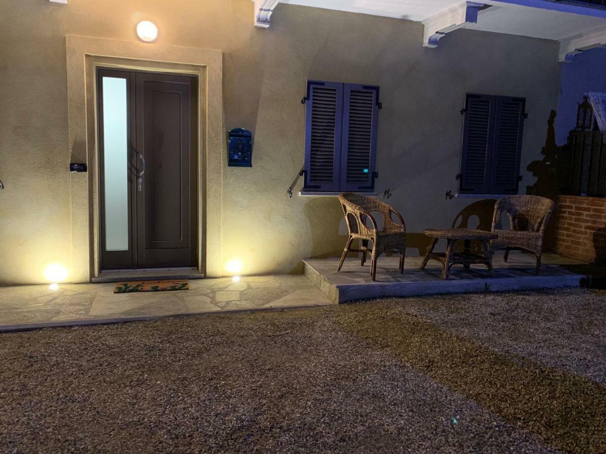 Takapradalu Villa Cisterna d'Asti Ngoại thất bức ảnh